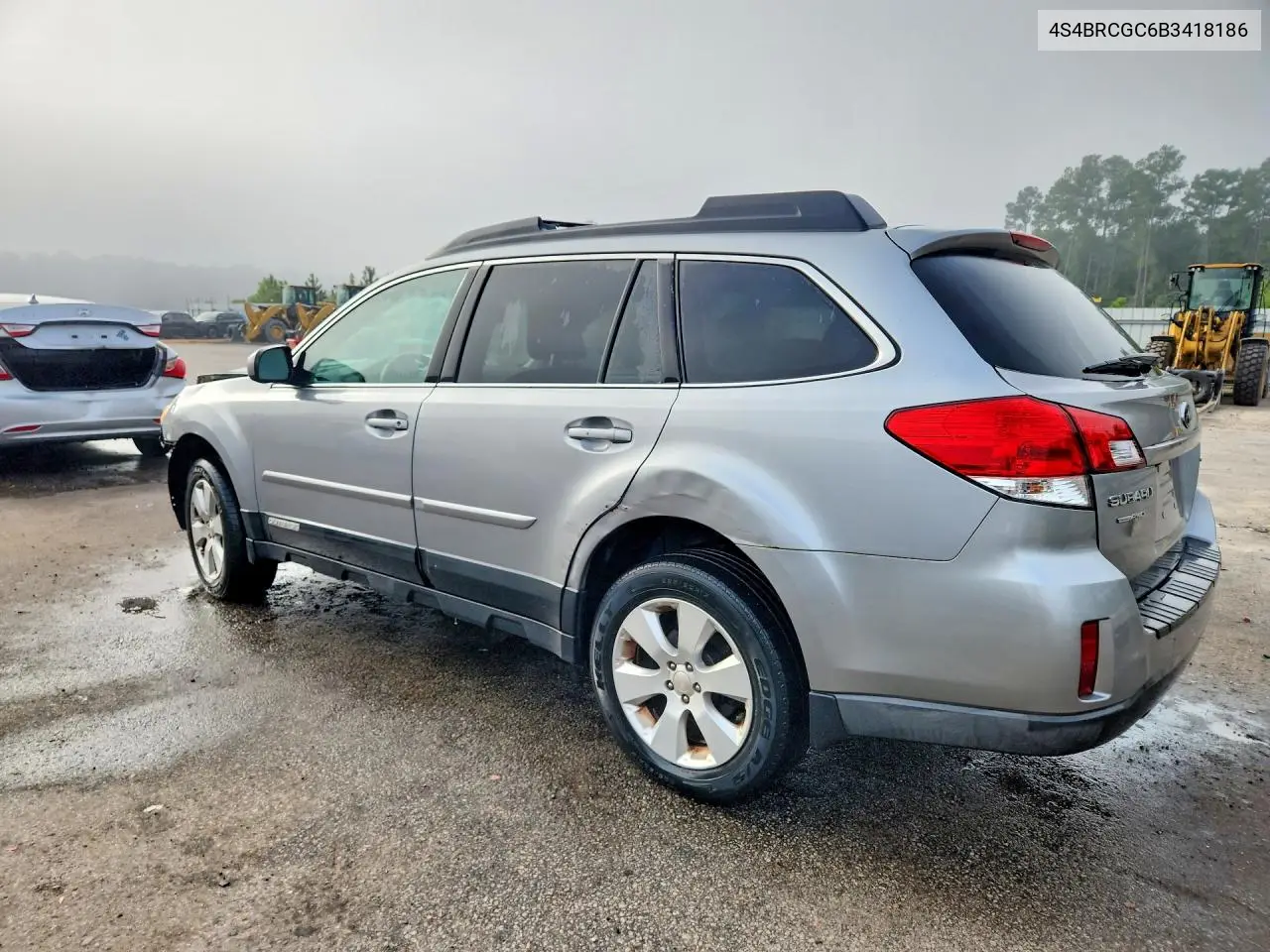2011 SUBARU OUTBACK VIN 4S4BRCGC6B3418186 — фото 2