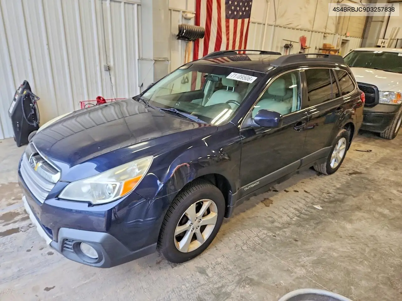 SUBARU OUTBACK 2013, VIN 4S4BRBJC9D3257838
