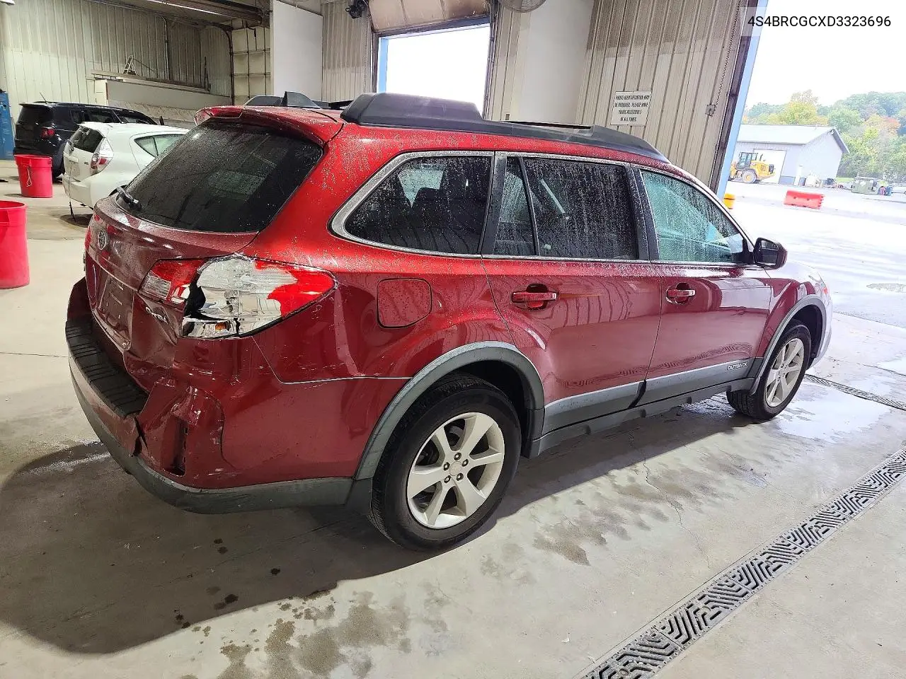 2013 SUBARU OUTBACK VIN 4S4BRCGCXD3323696 — фото 3