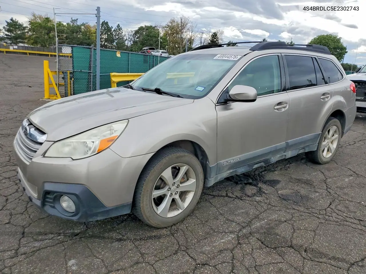 SUBARU OUTBACK 2014, VIN 4S4BRDLC5E2302743