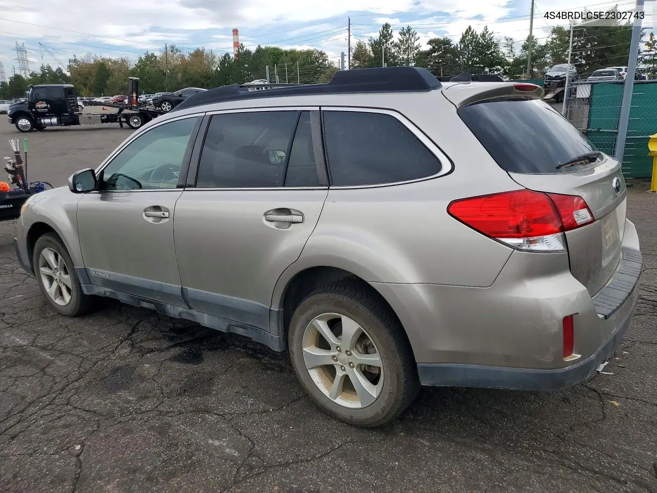 2014 SUBARU OUTBACK VIN 4S4BRDLC5E2302743 — фото 2