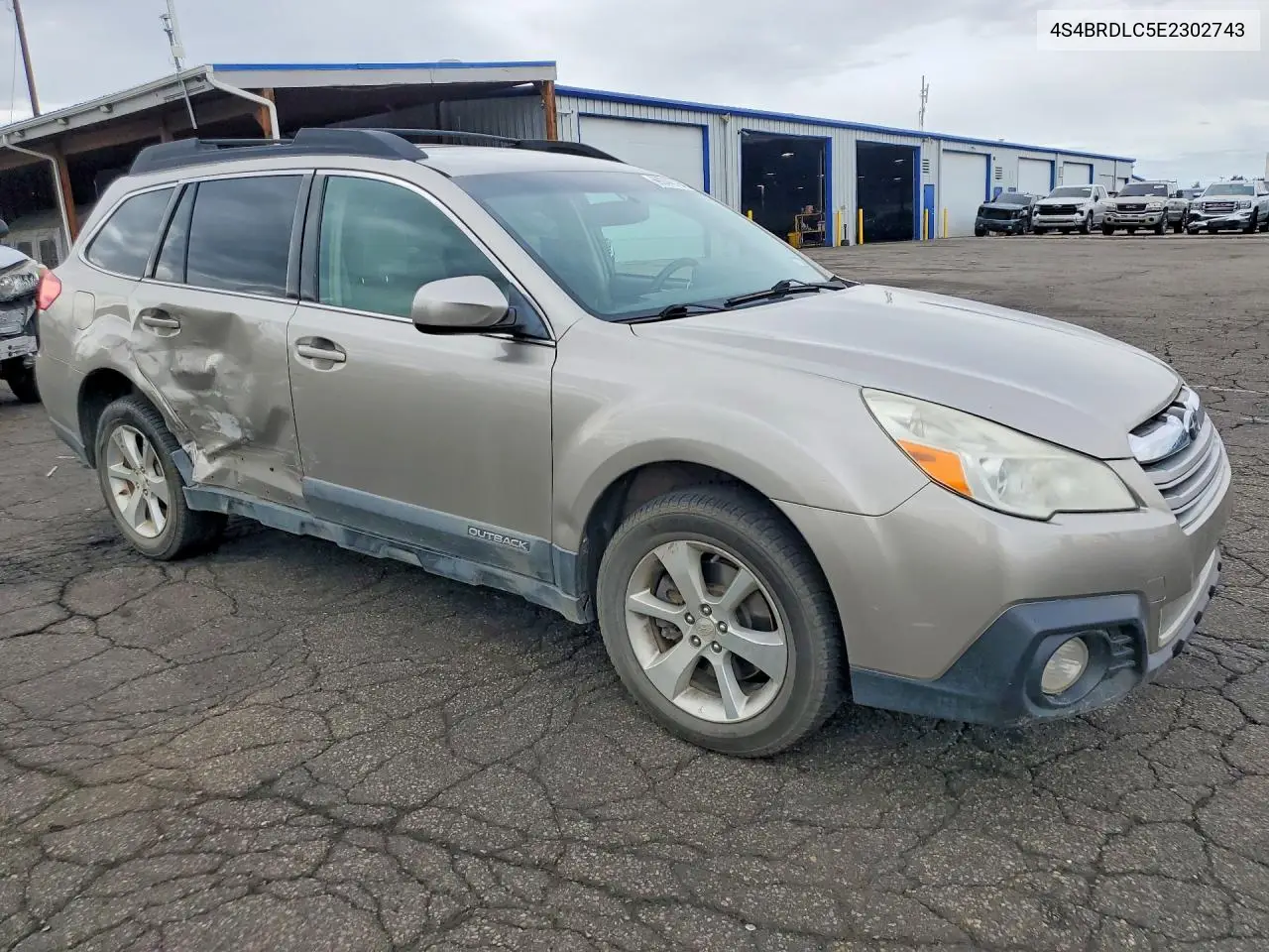 2014 SUBARU OUTBACK VIN 4S4BRDLC5E2302743 — фото 4