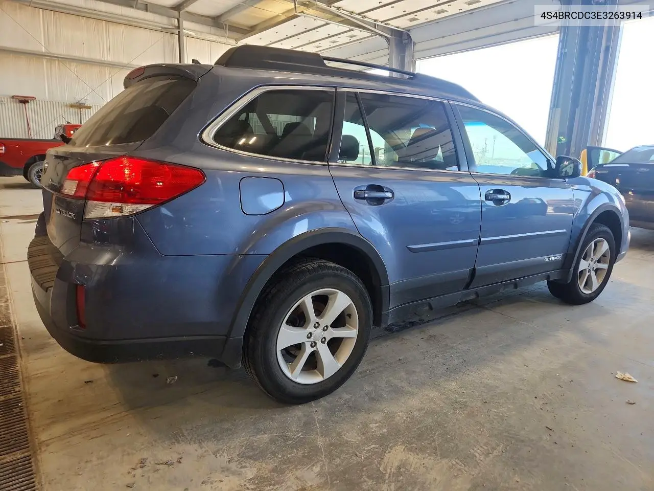 2014 SUBARU OUTBACK VIN 4S4BRCDC3E3263914 — фото 3