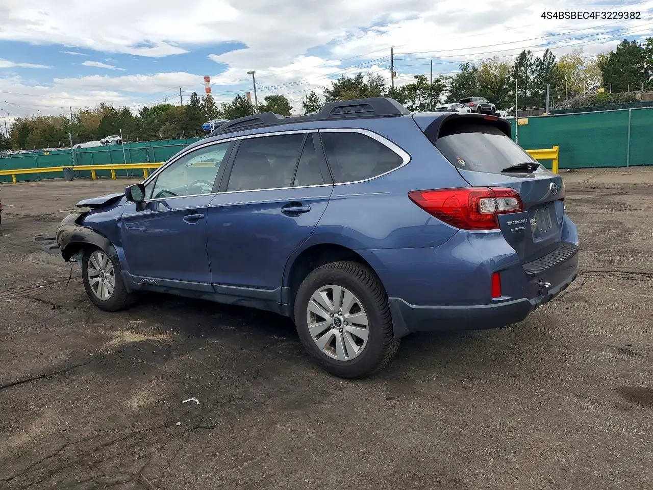 2015 SUBARU OUTBACK VIN 4S4BSBEC4F3229382 — фото 2