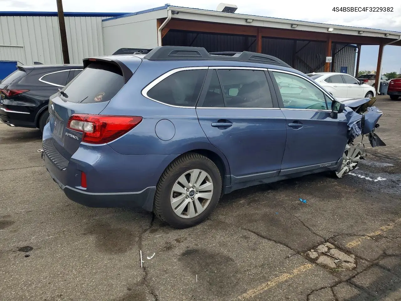 2015 SUBARU OUTBACK VIN 4S4BSBEC4F3229382 — фото 3
