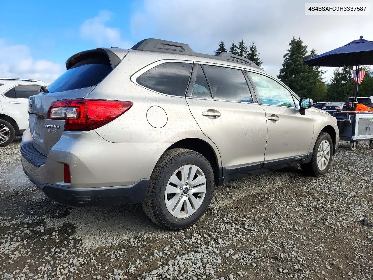 2017 SUBARU OUTBACK VIN 4S4BSAFC9H3337587 — фото 3