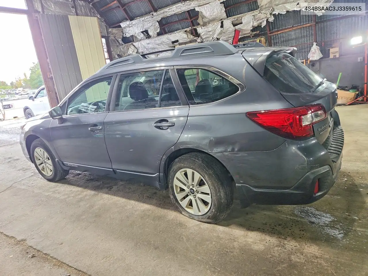 2018 SUBARU OUTBACK VIN 4S4BSAAC3J3359615 — фото 2