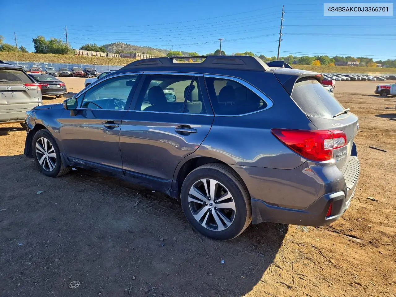 2018 SUBARU OUTBACK VIN 4S4BSAKC0J3366701 — фото 2