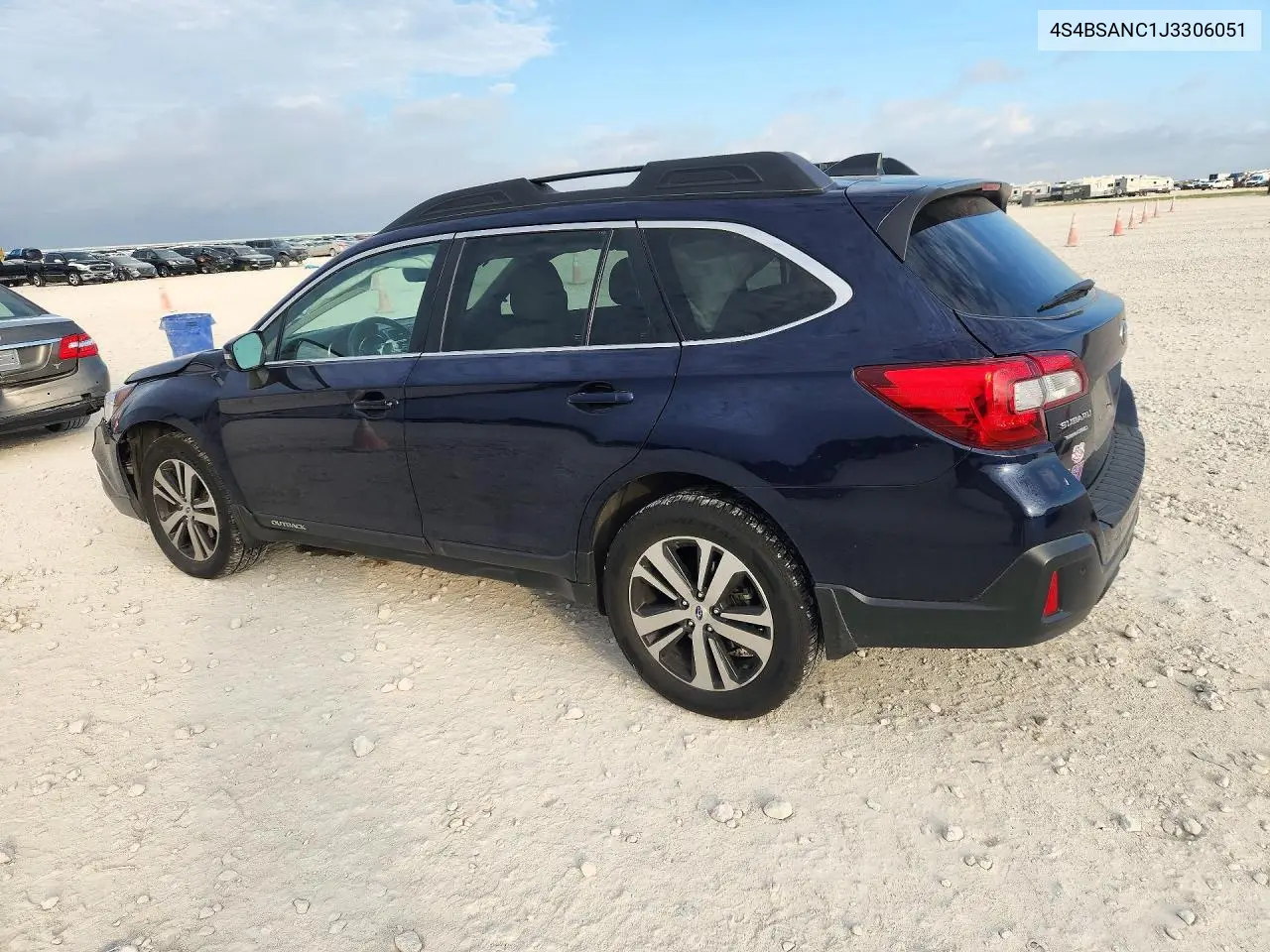SUBARU OUTBACK 2018, VIN 4S4BSANC1J3306051