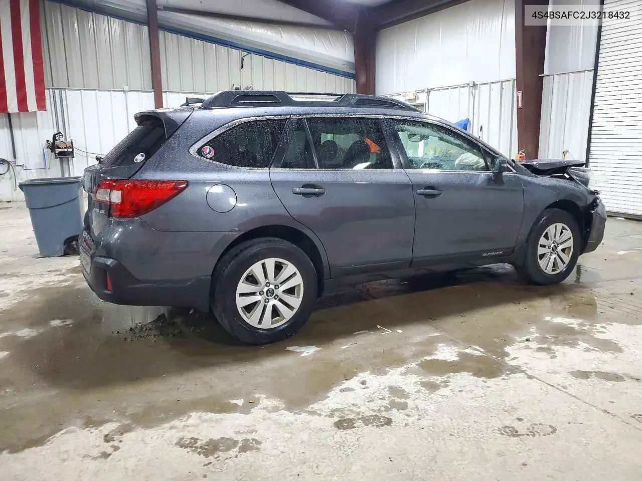 2018 SUBARU OUTBACK VIN 4S4BSAFC2J3218432 — фото 3