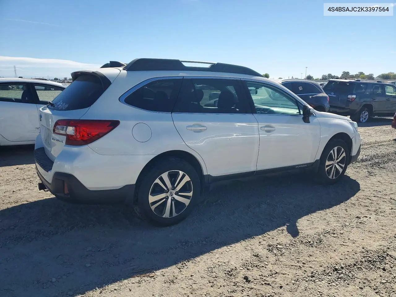 2019 SUBARU OUTBACK VIN 4S4BSAJC2K3397564 — фото 3