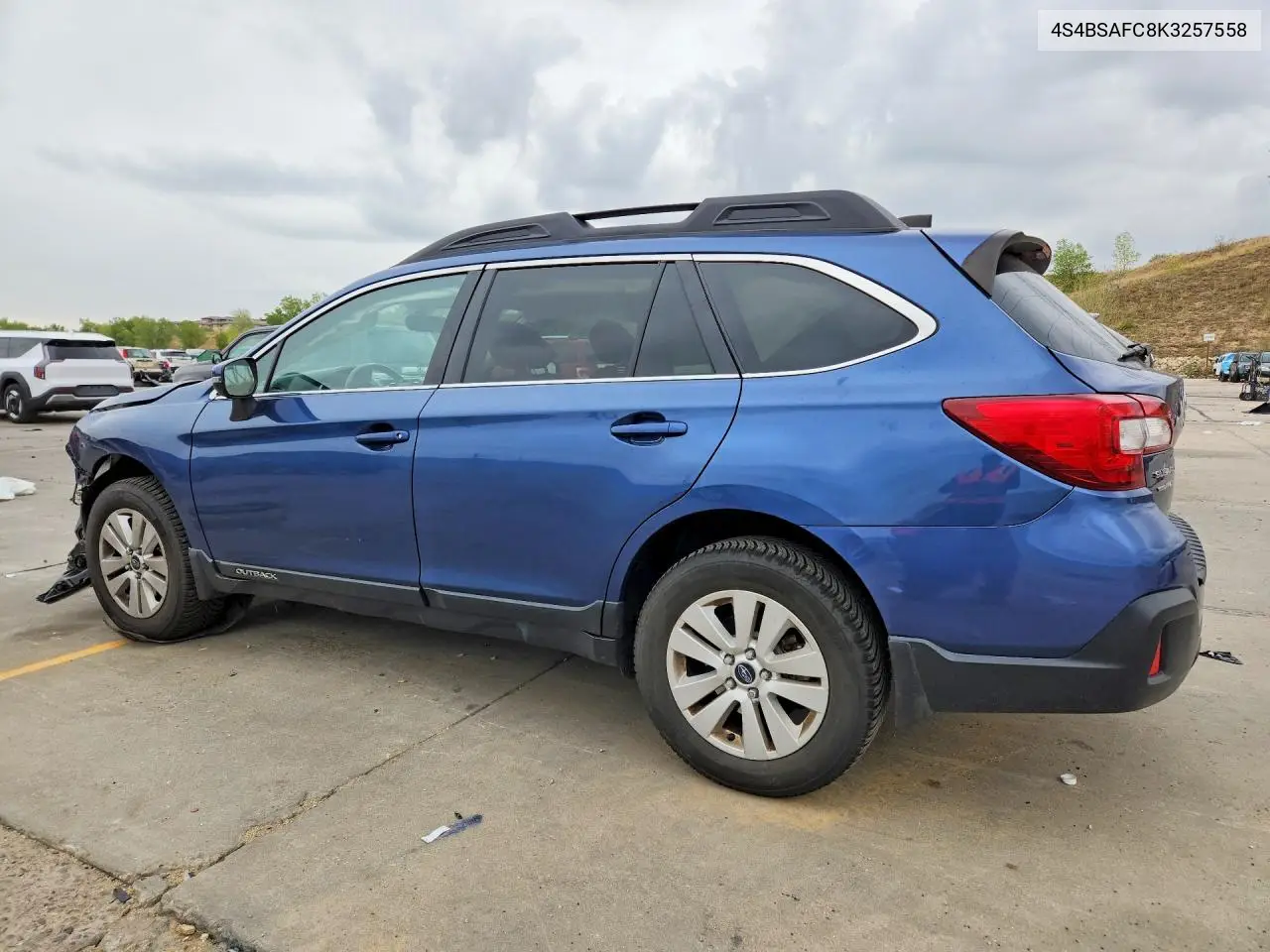 2019 SUBARU OUTBACK VIN 4S4BSAFC8K3257558 — фото 2
