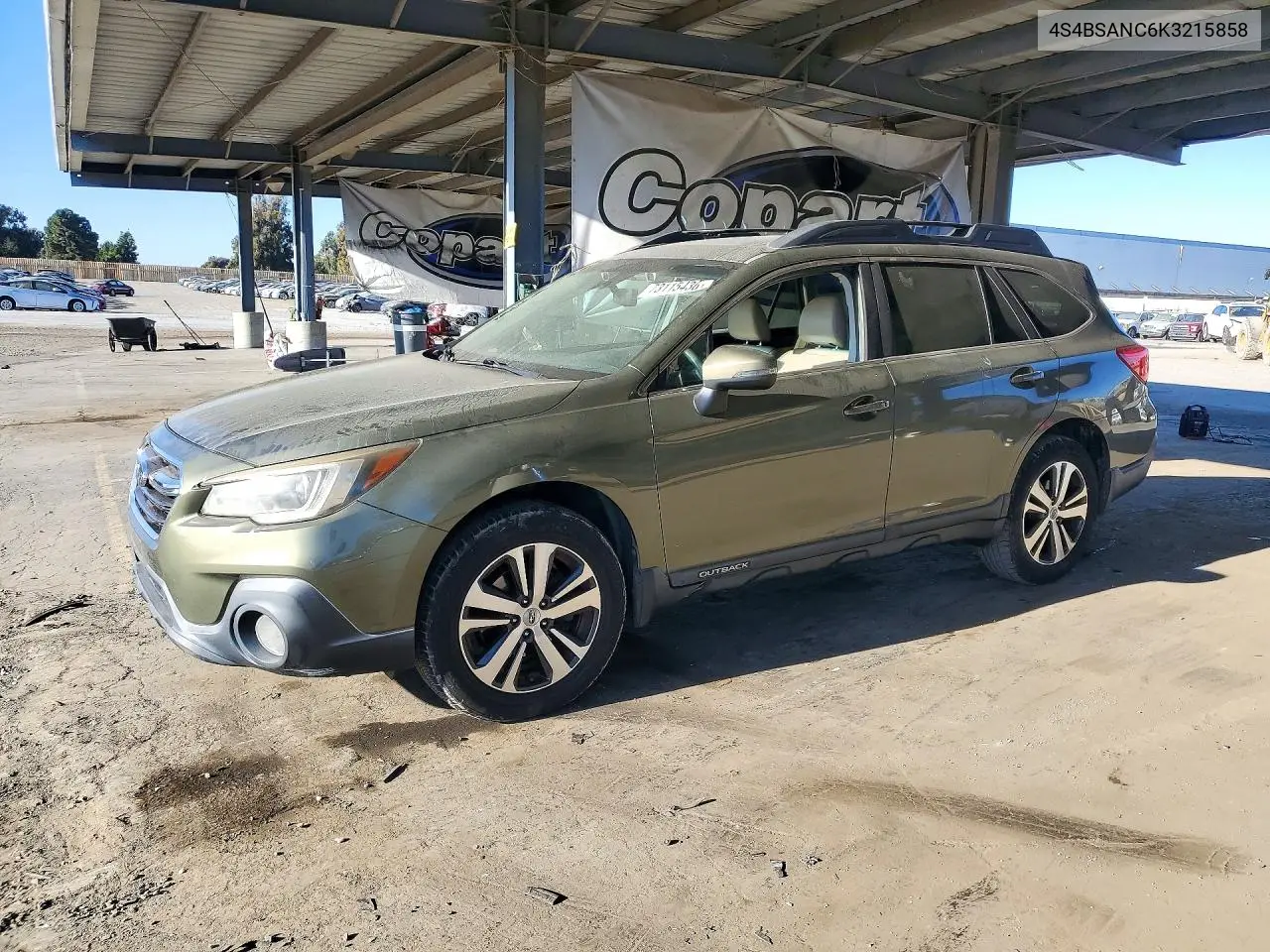 SUBARU OUTBACK 2019, VIN 4S4BSANC6K3215858