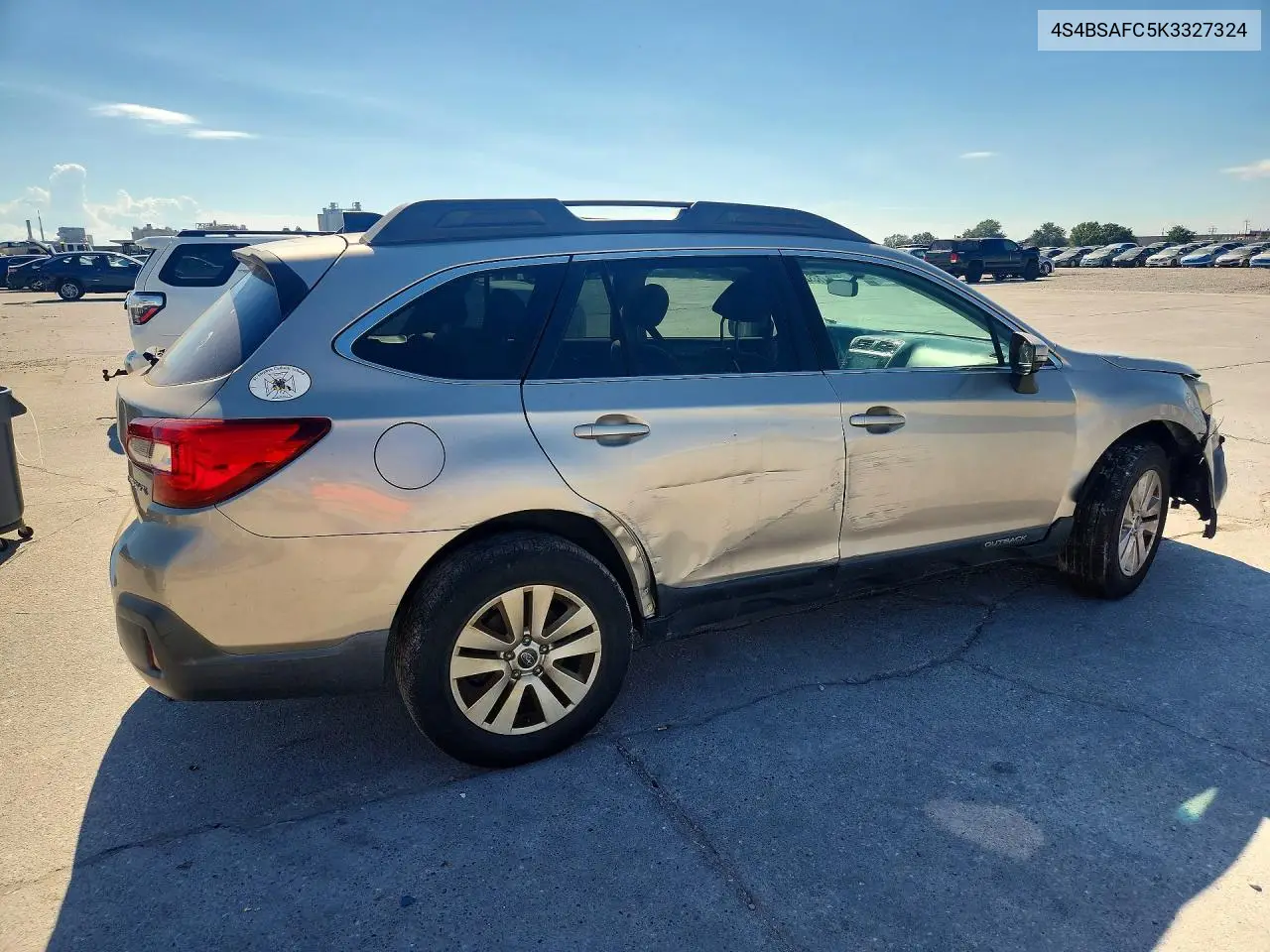 2019 SUBARU OUTBACK VIN 4S4BSAFC5K3327324 — фото 3