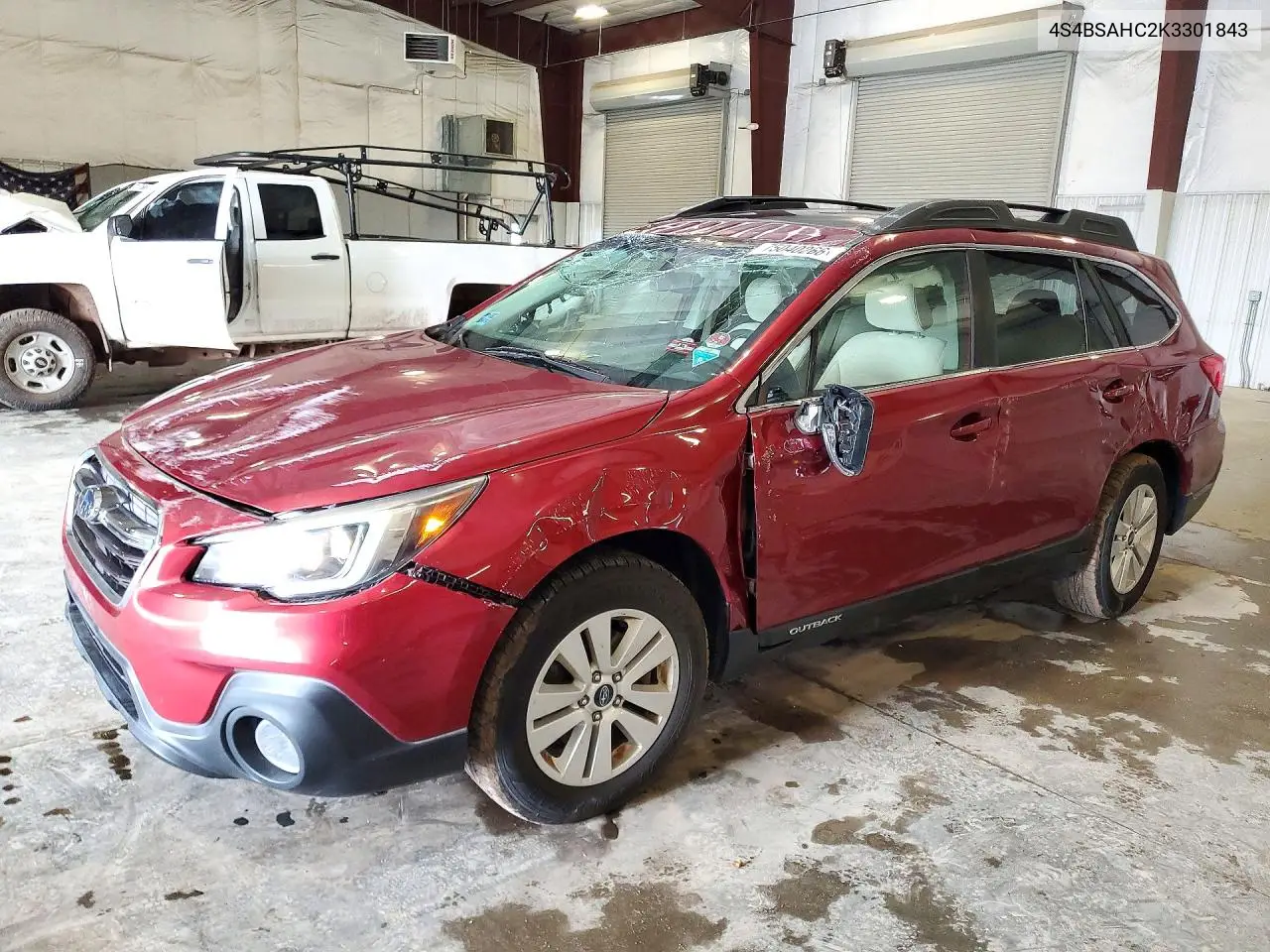 SUBARU OUTBACK 2019, VIN 4S4BSAHC2K3301843