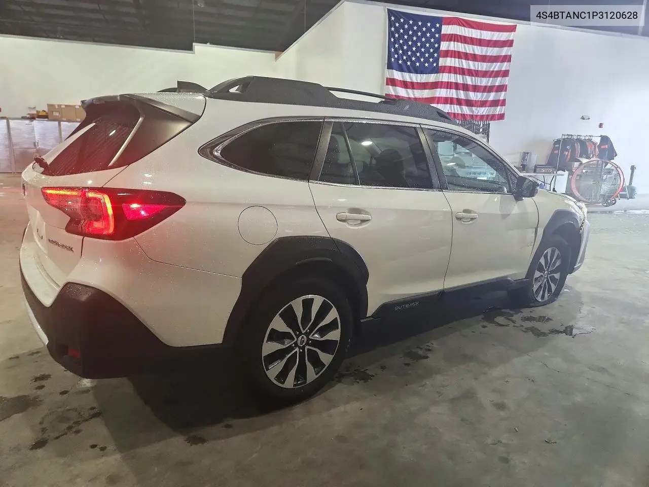 2023 SUBARU OUTBACK VIN 4S4BTANC1P3120628 — фото 3