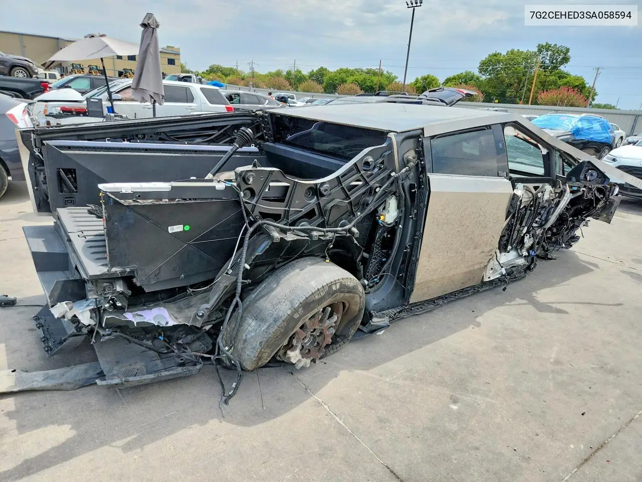 2025 TESLA CYBERTRUCK VIN 7G2CEHED3SA058594 — фото 3
