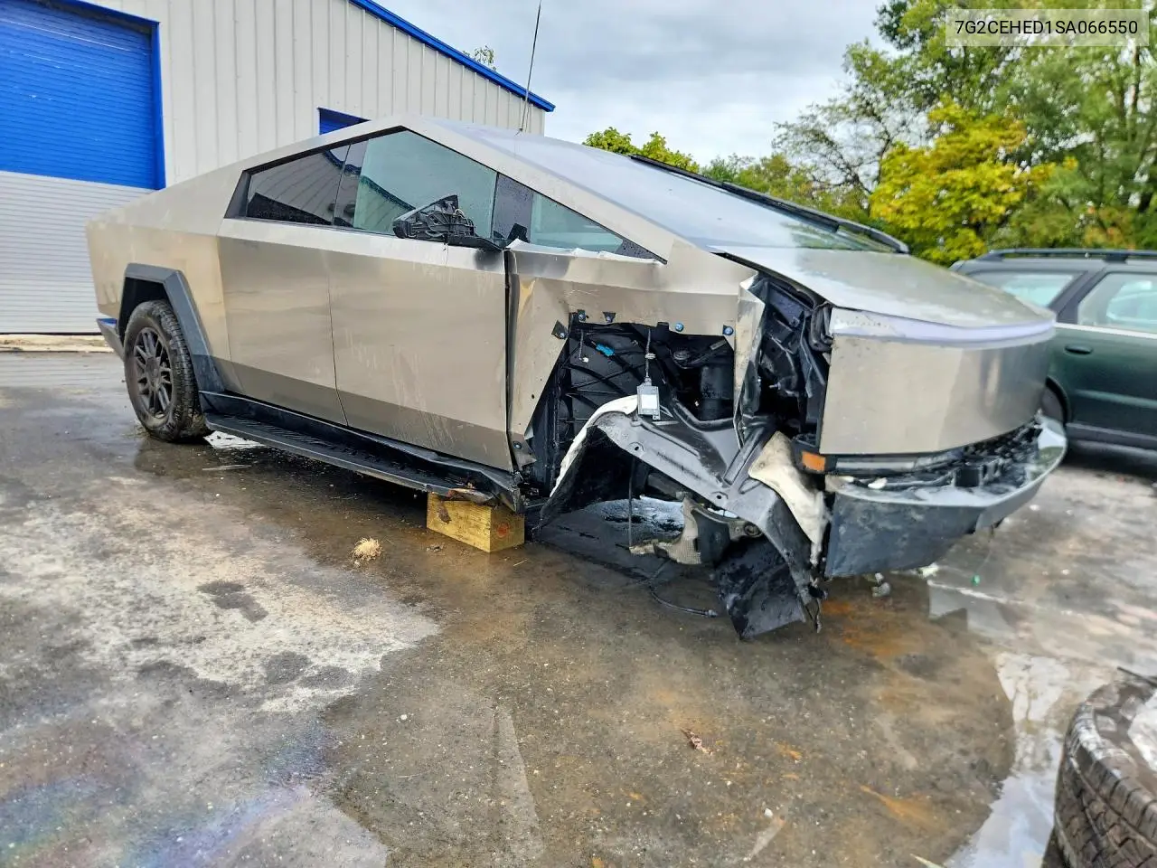 2025 TESLA CYBERTRUCK VIN 7G2CEHED1SA066550 — фото 4