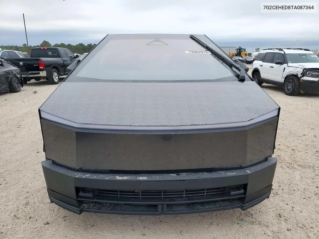 2026 TESLA CYBERTRUCK VIN 7G2CEHED8TA087364 — фото 5