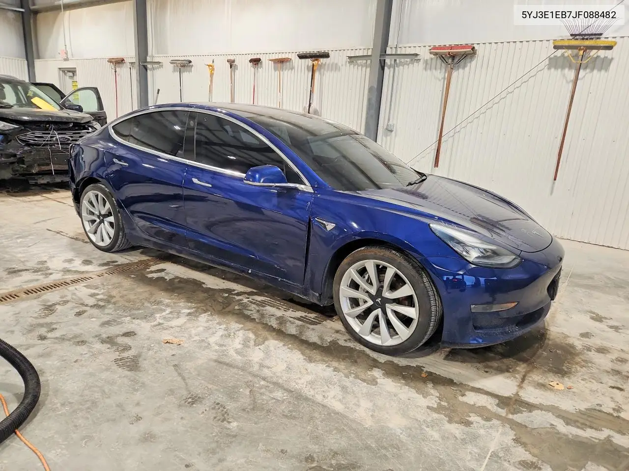 2018 TESLA MODEL 3 VIN 5YJ3E1EB7JF088482 — фото 4