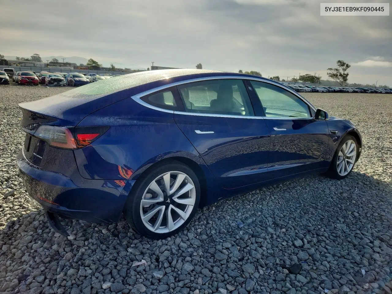 2019 TESLA MODEL 3 VIN 5YJ3E1EB9KF090445 — фото 3