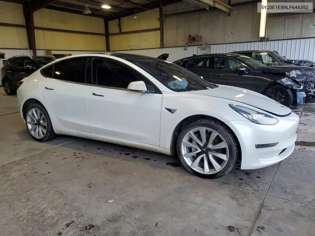 2020 TESLA MODEL 3 VIN 5YJ3E1EB9LF646352 — фото 4