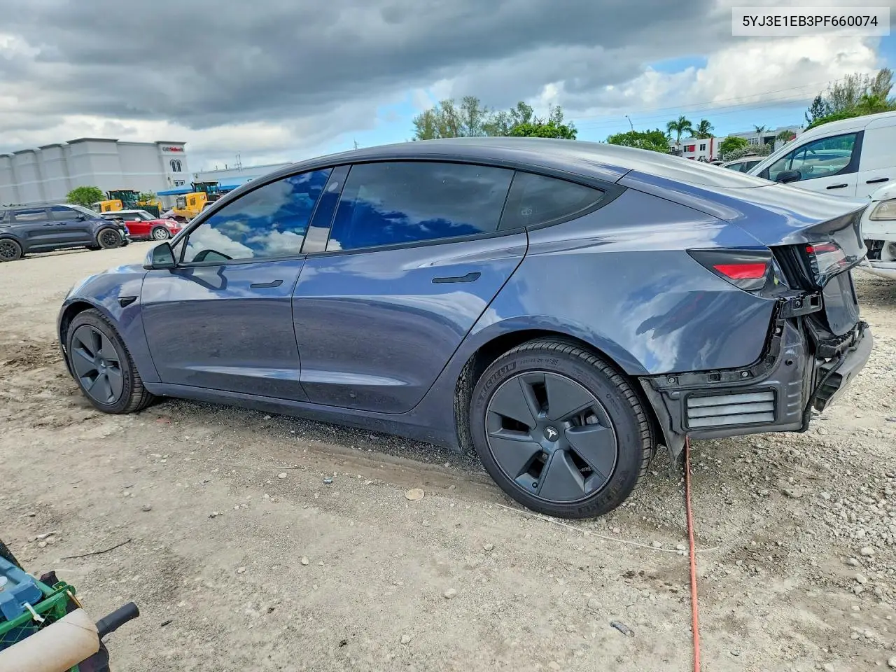 2023 TESLA MODEL 3 VIN 5YJ3E1EB3PF660074 — фото 2