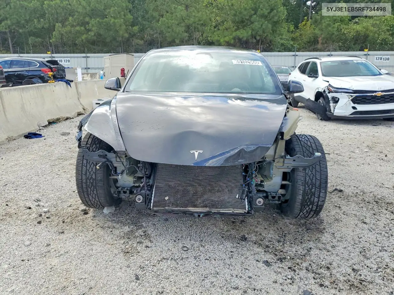 2024 TESLA MODEL 3 VIN 5YJ3E1EB5RF734498 — фото 5