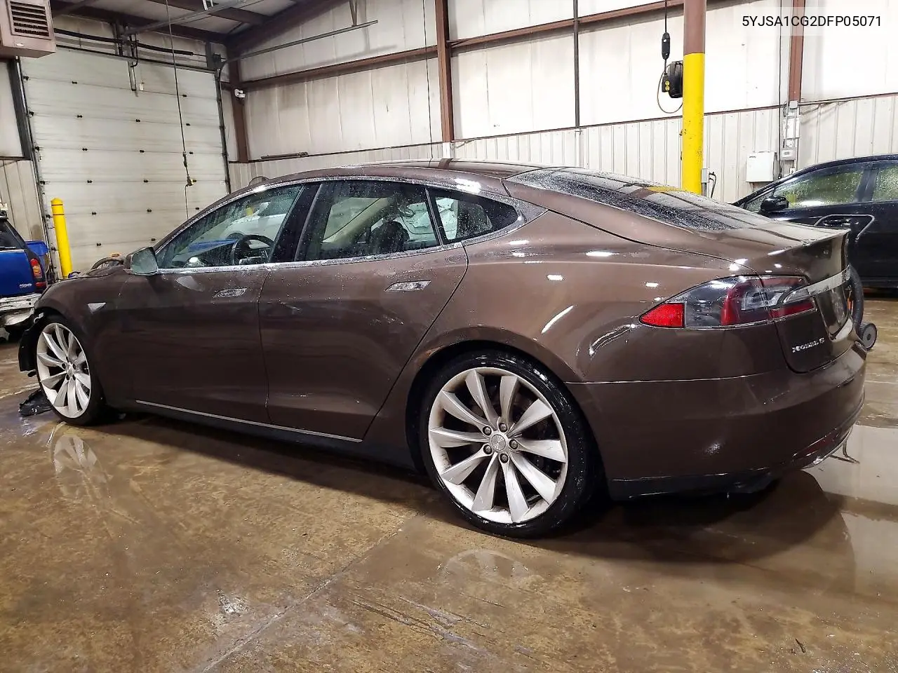 2013 TESLA MODEL S VIN 5YJSA1CG2DFP05071 — фото 2
