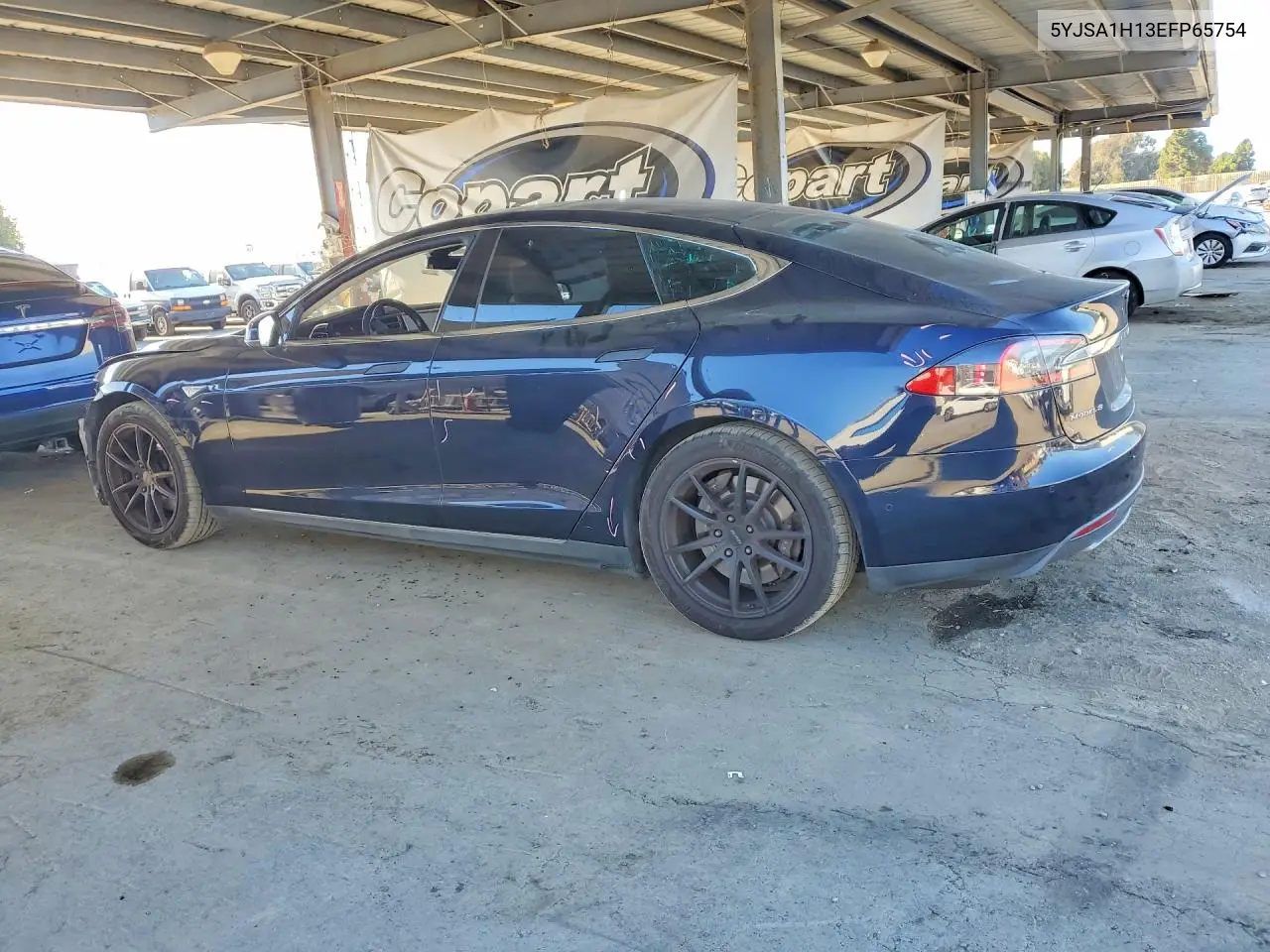 2014 TESLA MODEL S VIN 5YJSA1H13EFP65754 — фото 2
