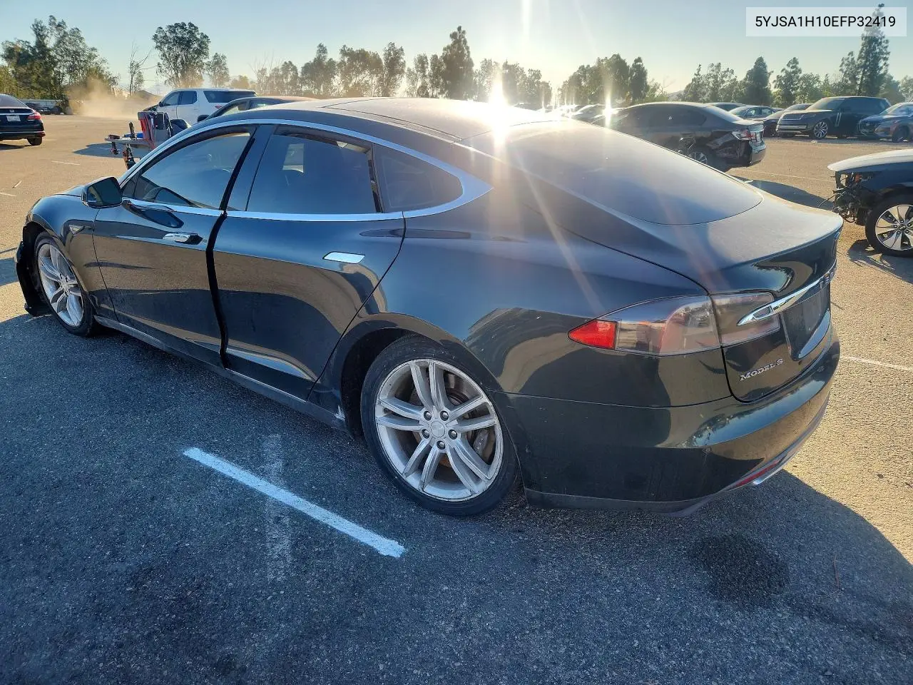 2014 TESLA MODEL S VIN 5YJSA1H10EFP32419 — фото 2