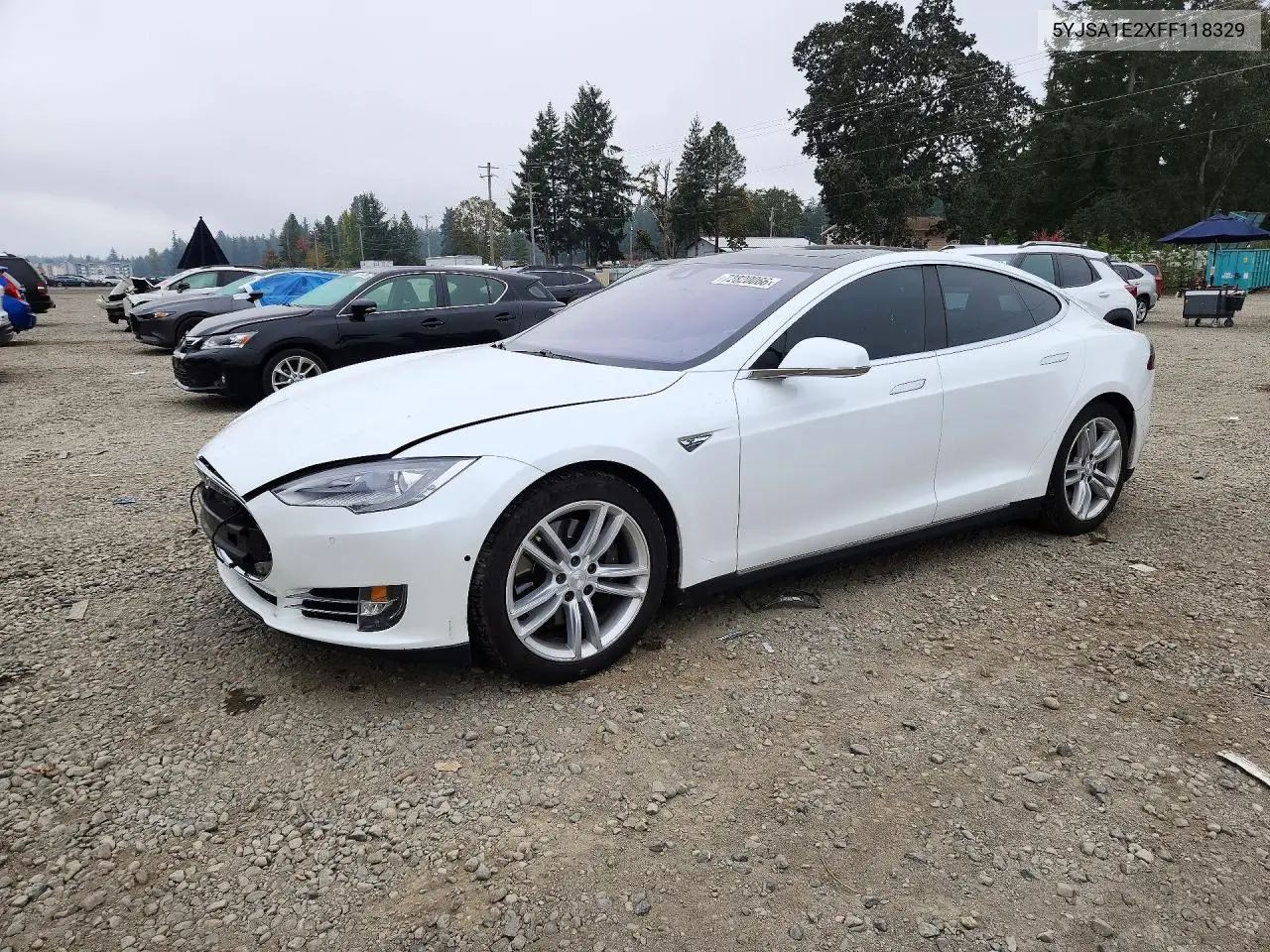 TESLA MODEL S 2015, VIN 5YJSA1E2XFF118329