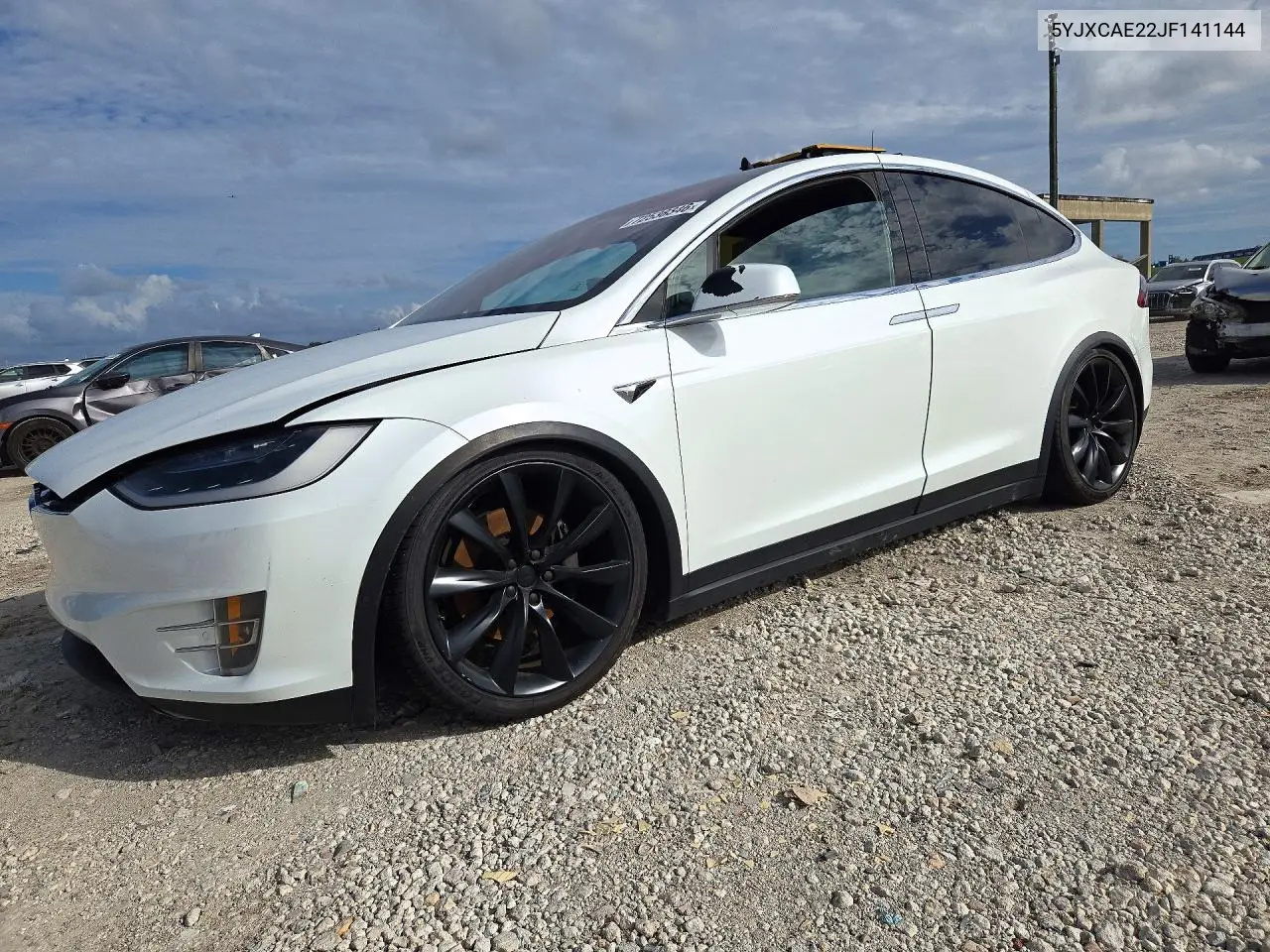 TESLA MODEL X 2018, VIN 5YJXCAE22JF141144
