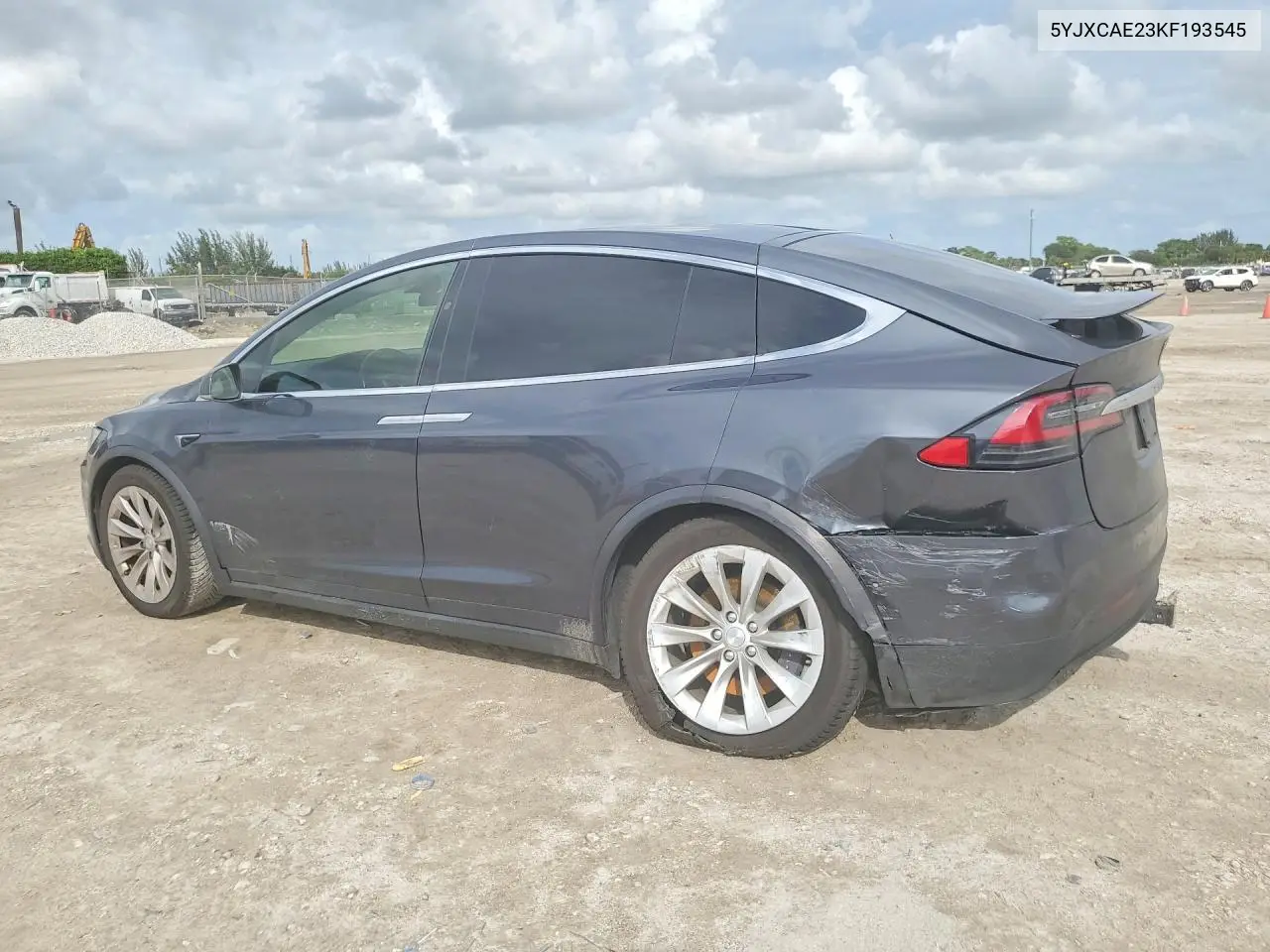 2019 TESLA MODEL X VIN 5YJXCAE23KF193545 — фото 2