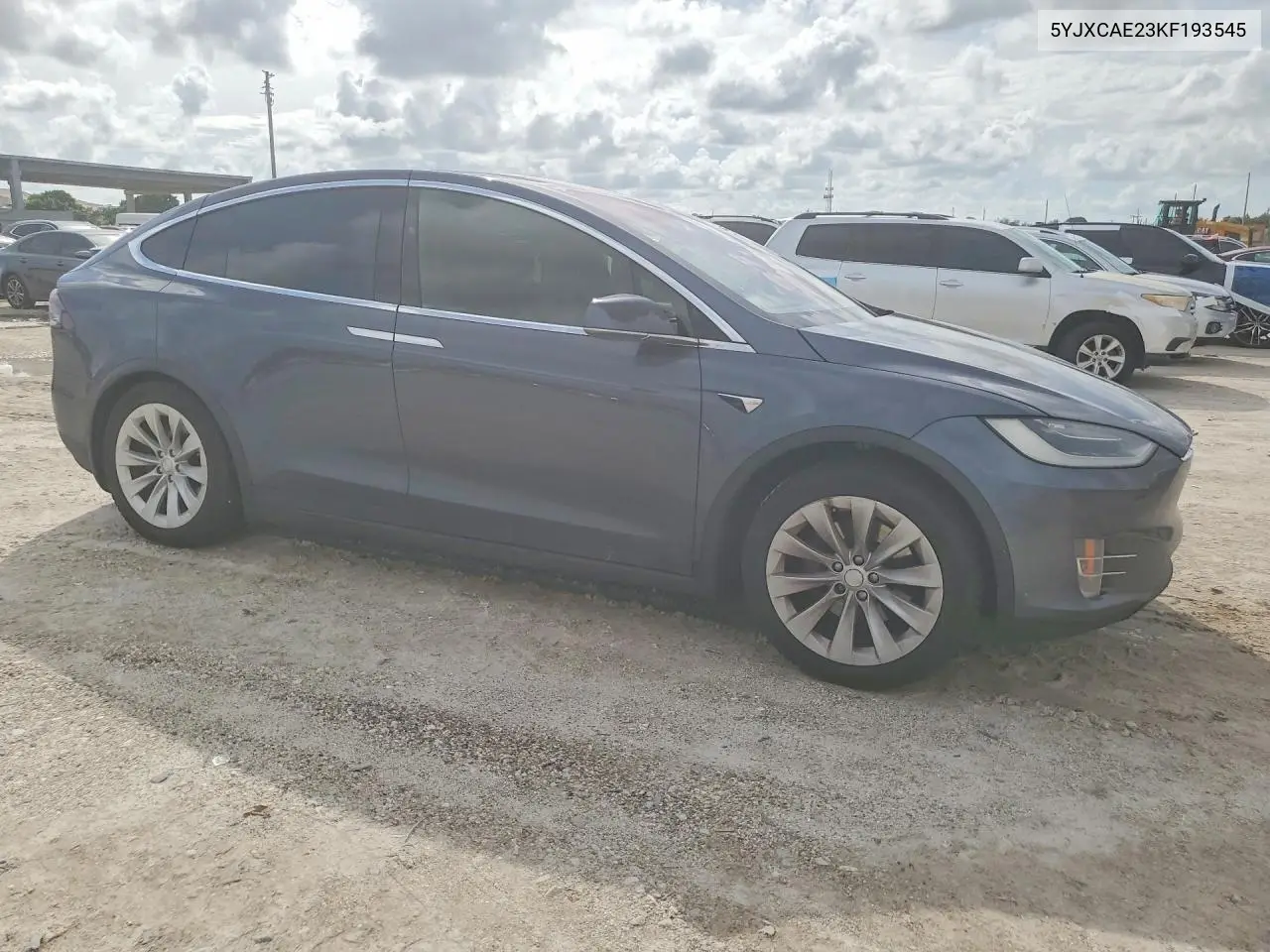 2019 TESLA MODEL X VIN 5YJXCAE23KF193545 — фото 4