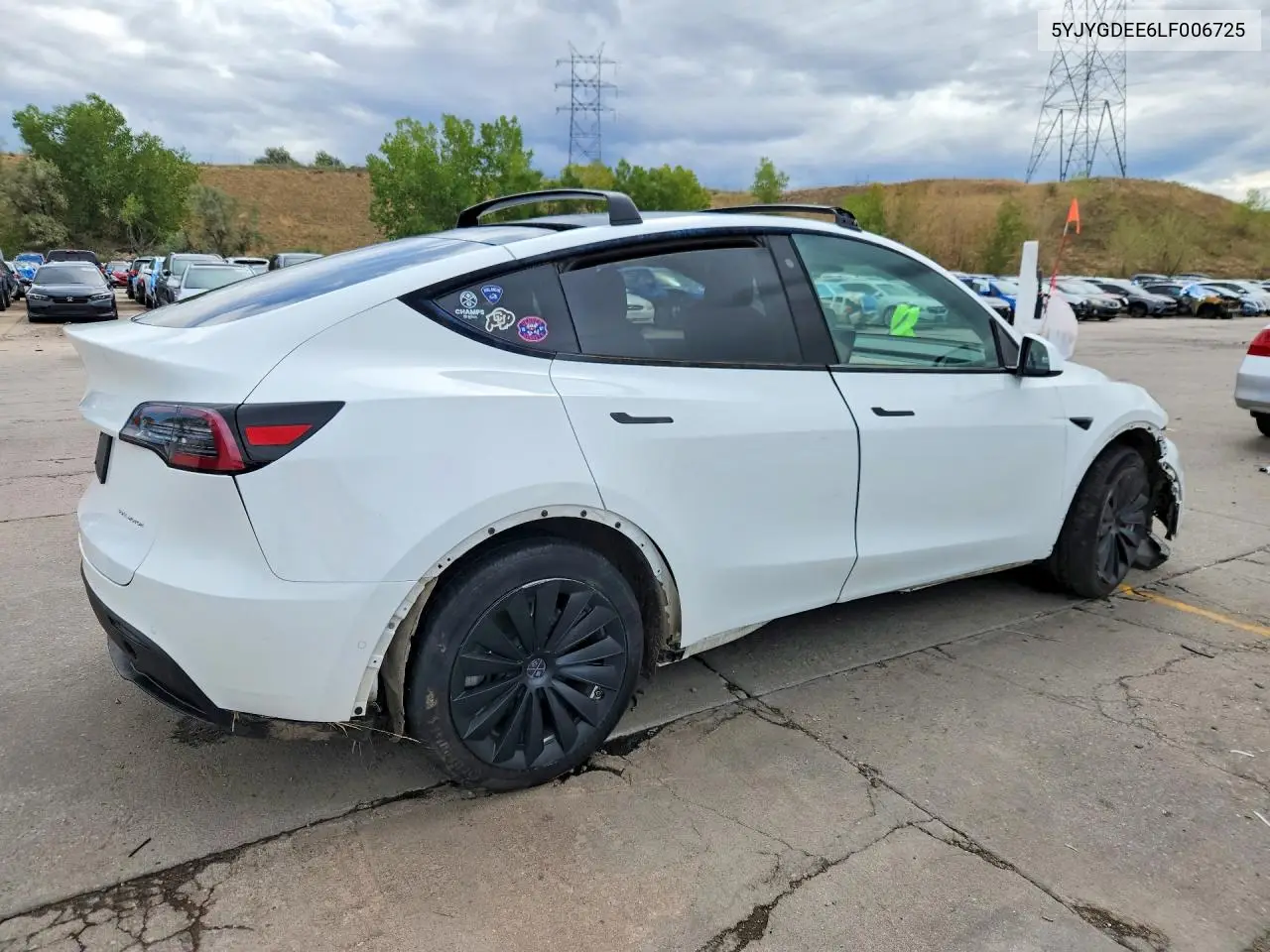 2020 TESLA MODEL Y VIN 5YJYGDEE6LF006725 — фото 3