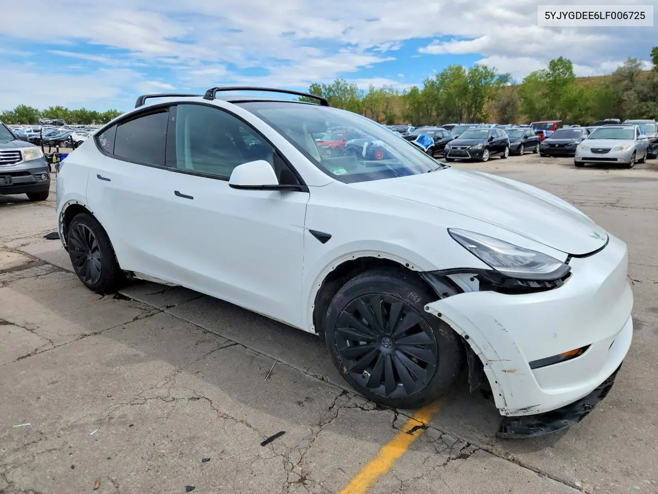 2020 TESLA MODEL Y VIN 5YJYGDEE6LF006725 — фото 4