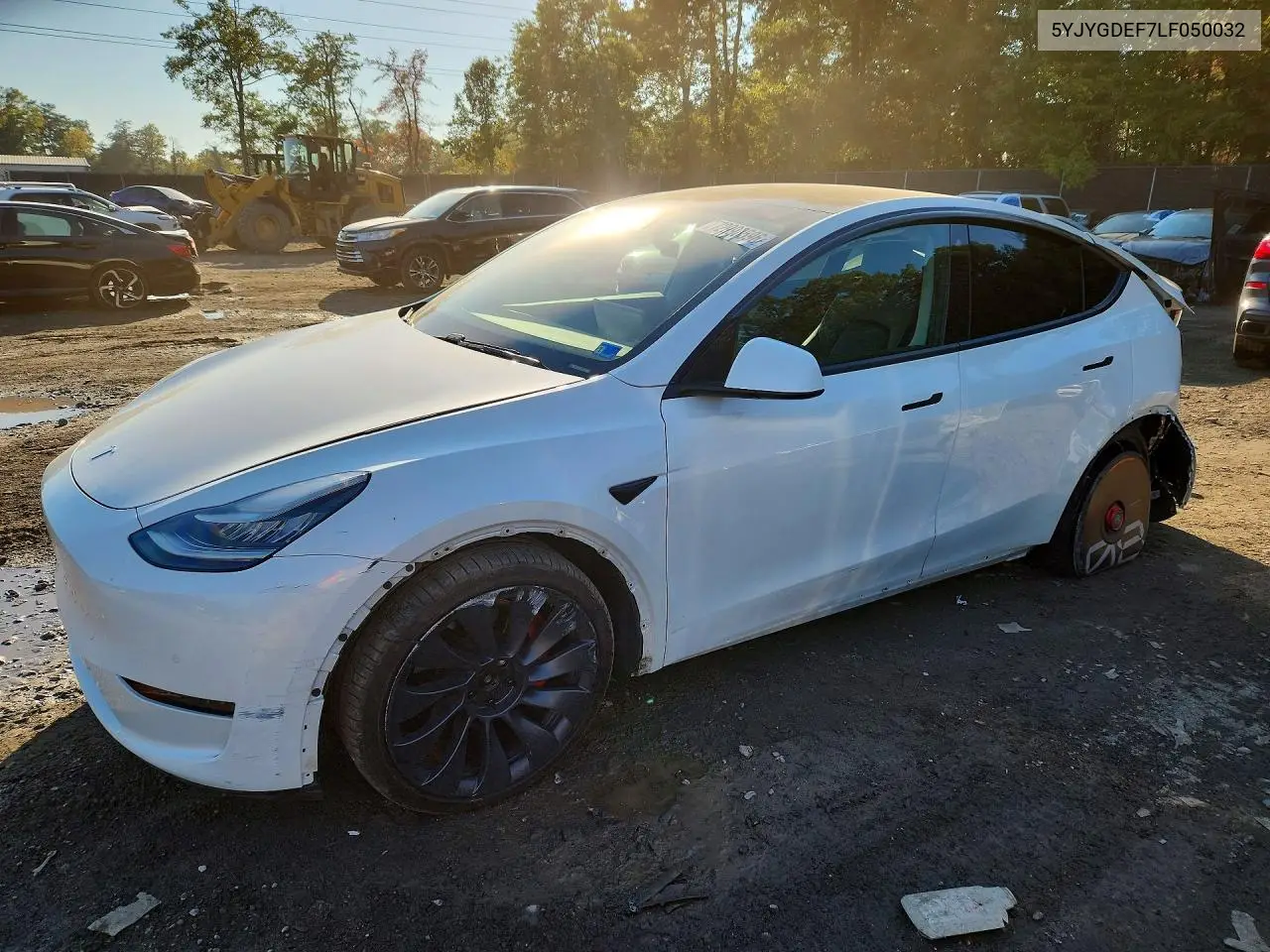TESLA MODEL Y 2020, VIN 5YJYGDEF7LF050032