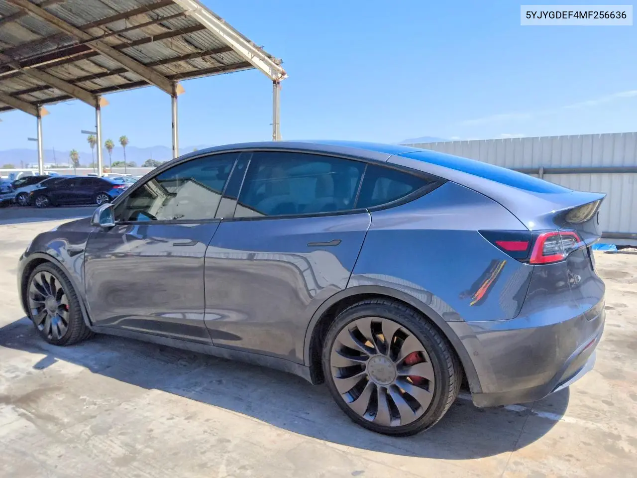 2021 TESLA MODEL Y VIN 5YJYGDEF4MF256636 — фото 2
