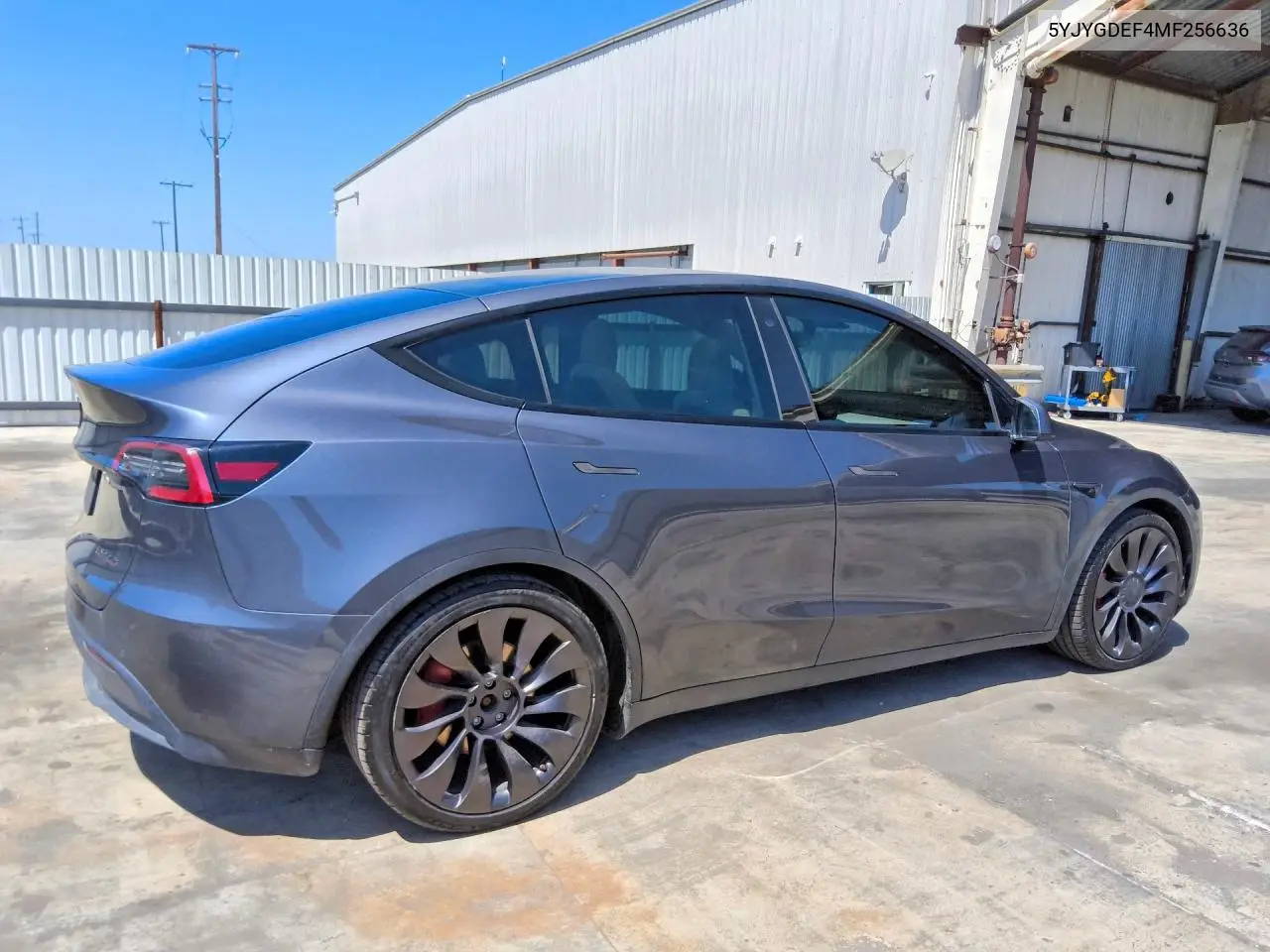 2021 TESLA MODEL Y VIN 5YJYGDEF4MF256636 — фото 3