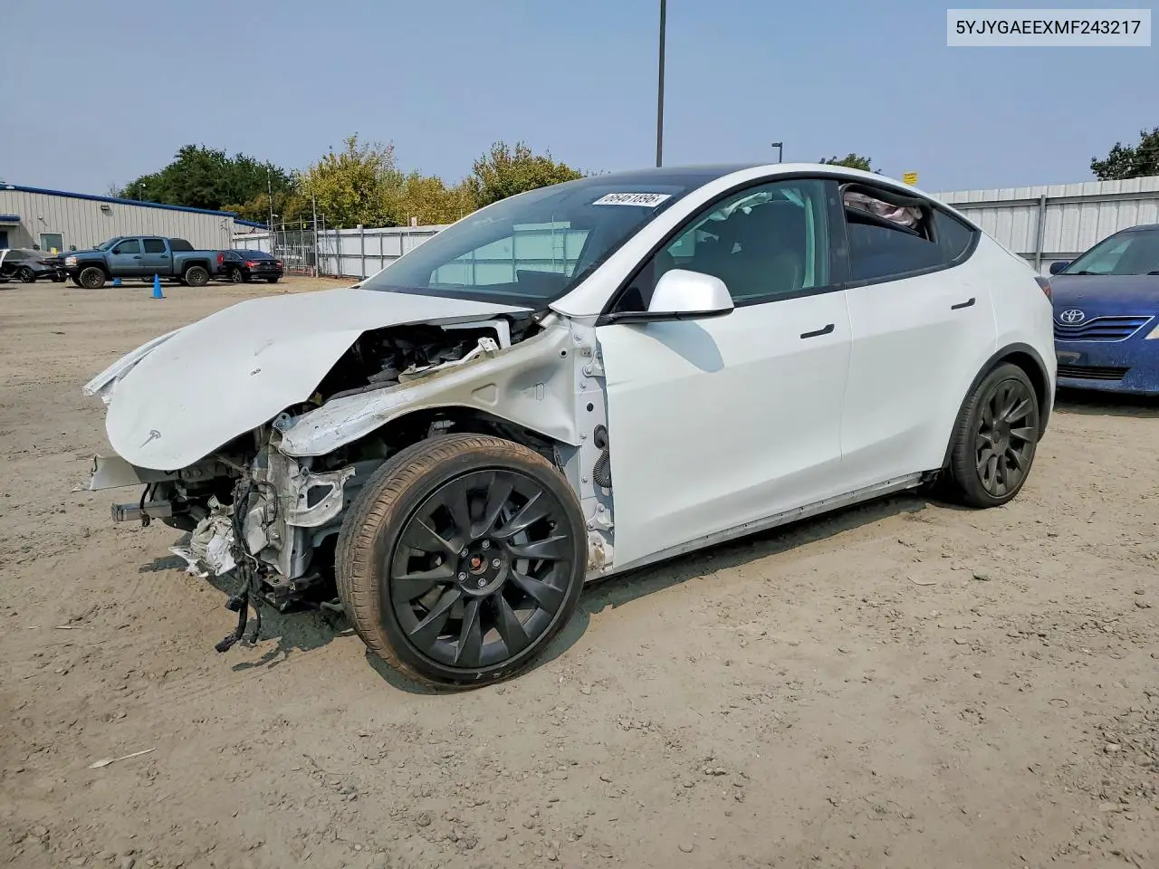 TESLA MODEL Y 2021, VIN 5YJYGAEEXMF243217