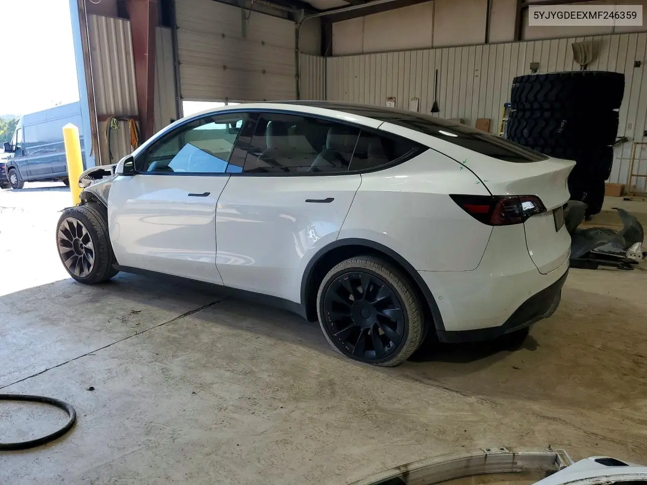 2021 TESLA MODEL Y VIN 5YJYGDEEXMF246359 — фото 2