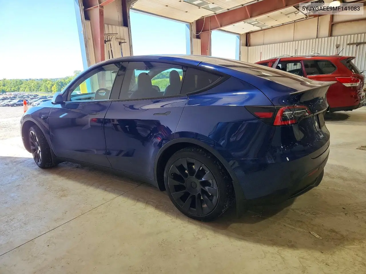 2021 TESLA MODEL Y VIN 5YJYGAEE9MF141083 — фото 2