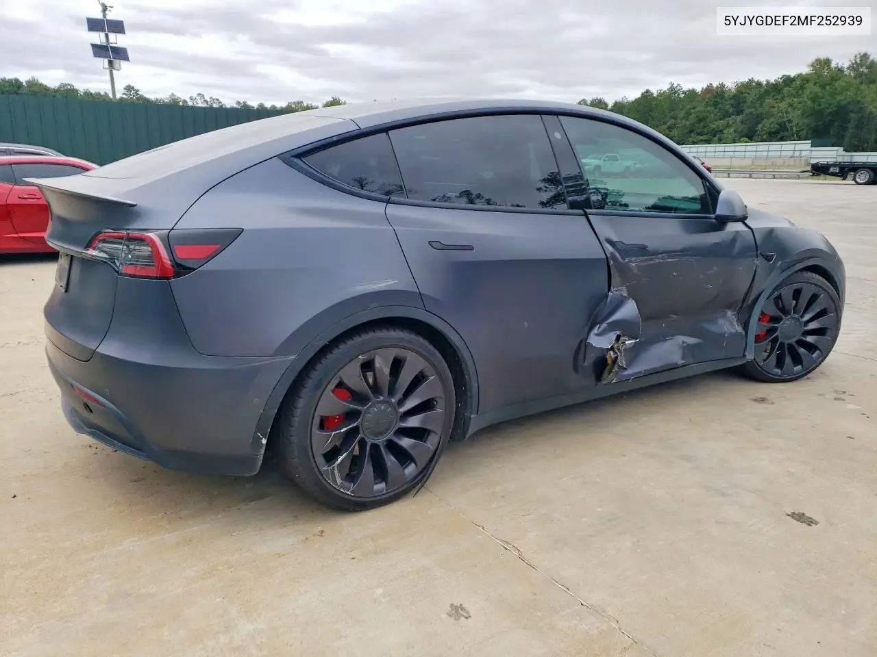 2021 TESLA MODEL Y VIN 5YJYGDEF2MF252939 — фото 3