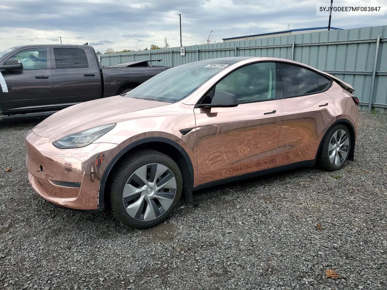 TESLA MODEL Y 2021, VIN 5YJYGDEE7MF083847