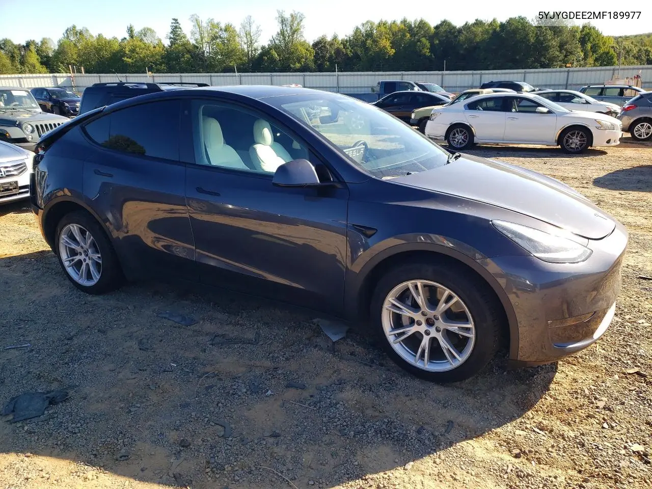 2021 TESLA MODEL Y VIN 5YJYGDEE2MF189977 — фото 4