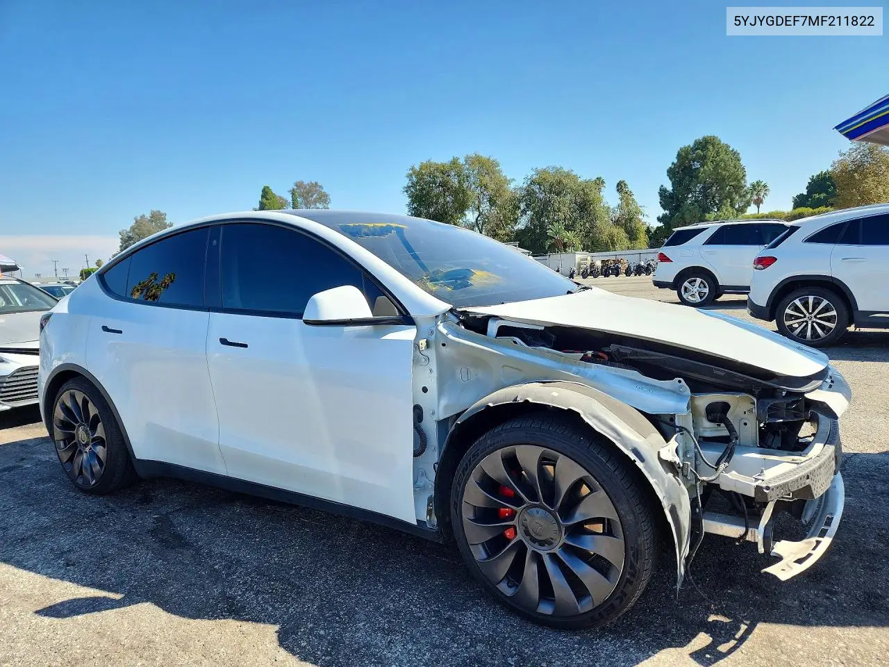 2021 TESLA MODEL Y VIN 5YJYGDEF7MF211822 — фото 4