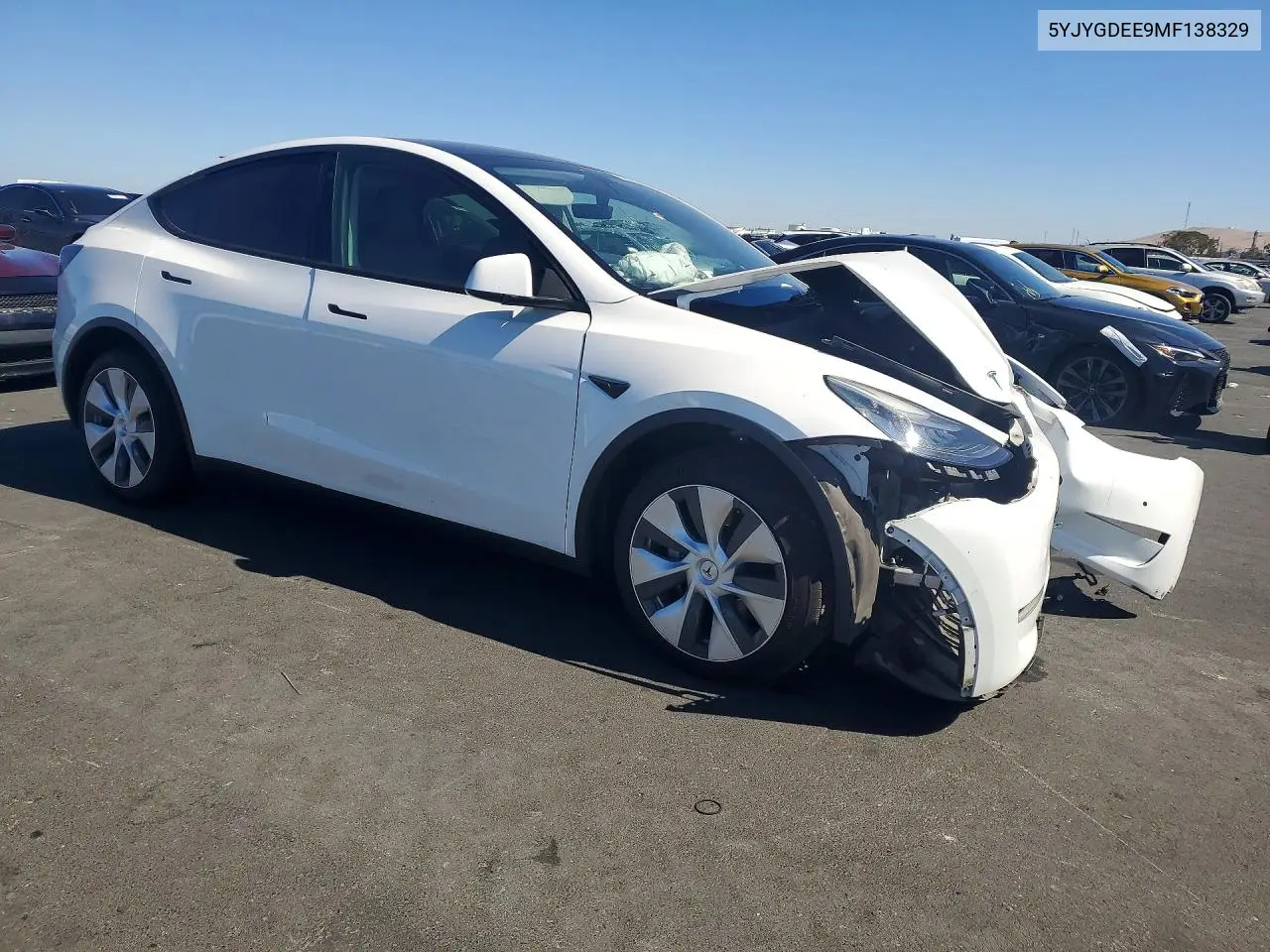 2021 TESLA MODEL Y VIN 5YJYGDEE9MF138329 — фото 4