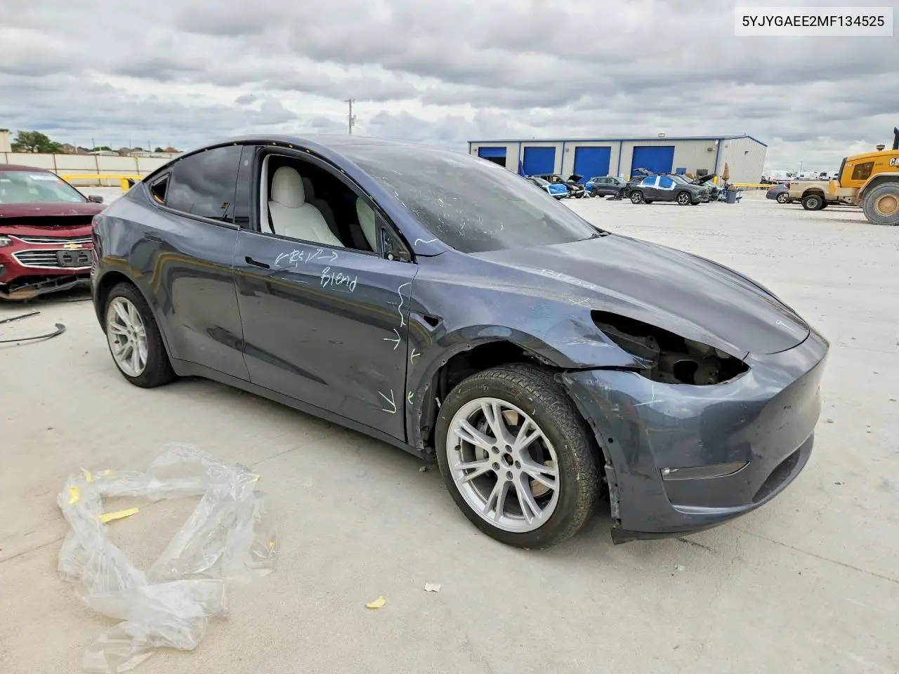 2021 TESLA MODEL Y VIN 5YJYGAEE2MF134525 — фото 4