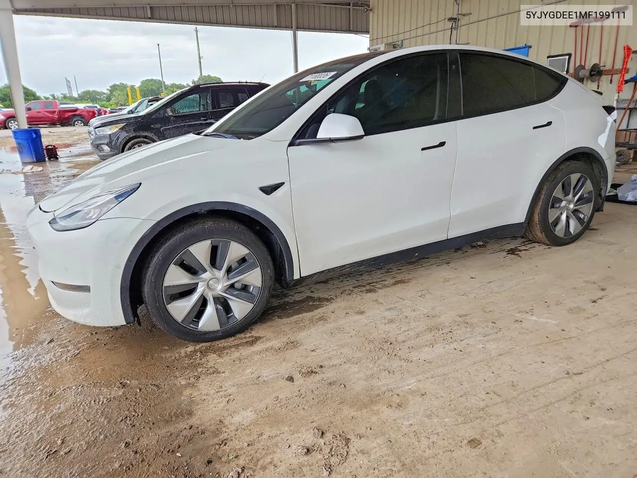 TESLA MODEL Y 2021, VIN 5YJYGDEE1MF199111